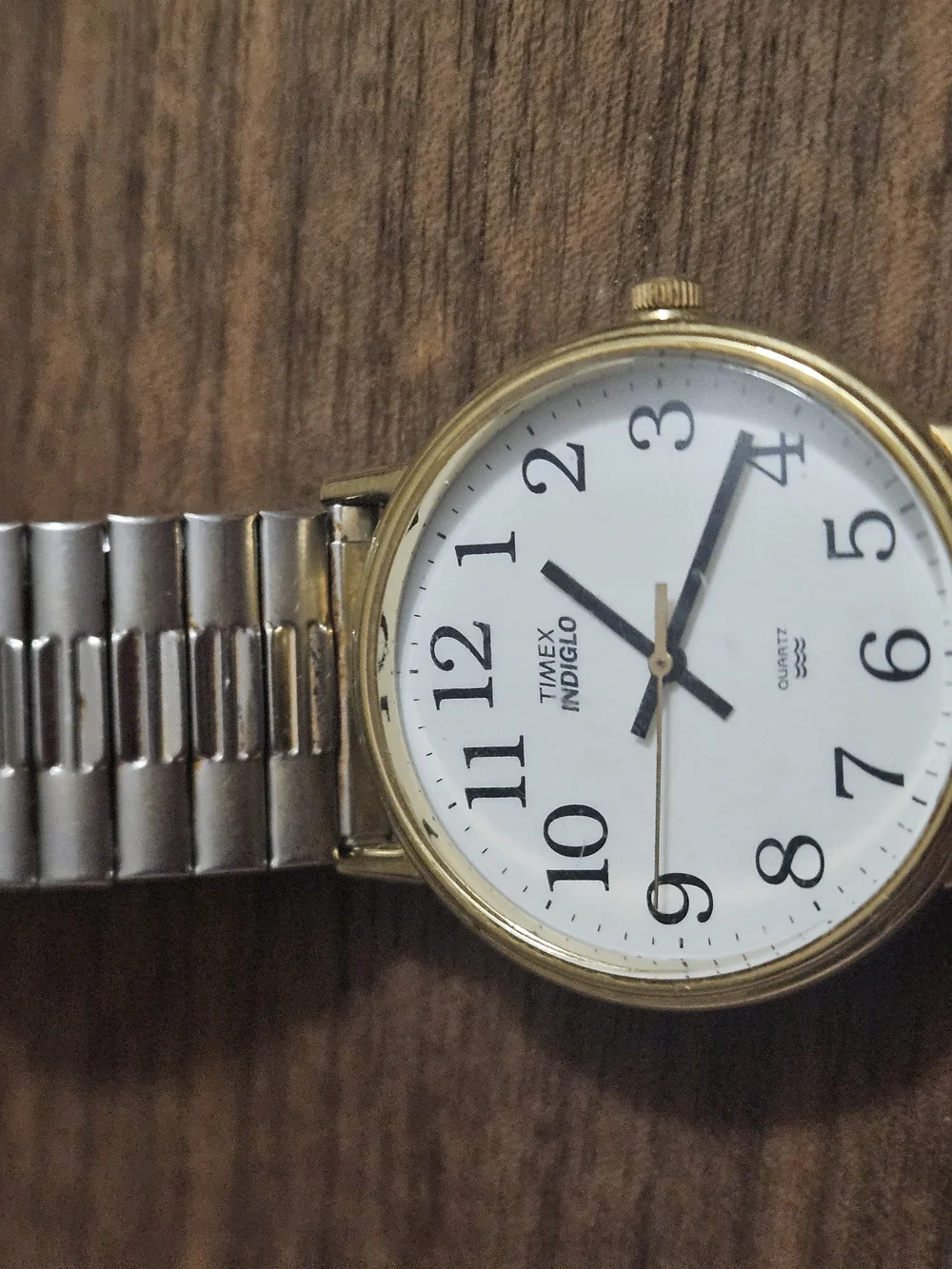 Vintage Timex Indiglo Gold Tone Mixed Metal Quartz Watch White Dial Stretch Band